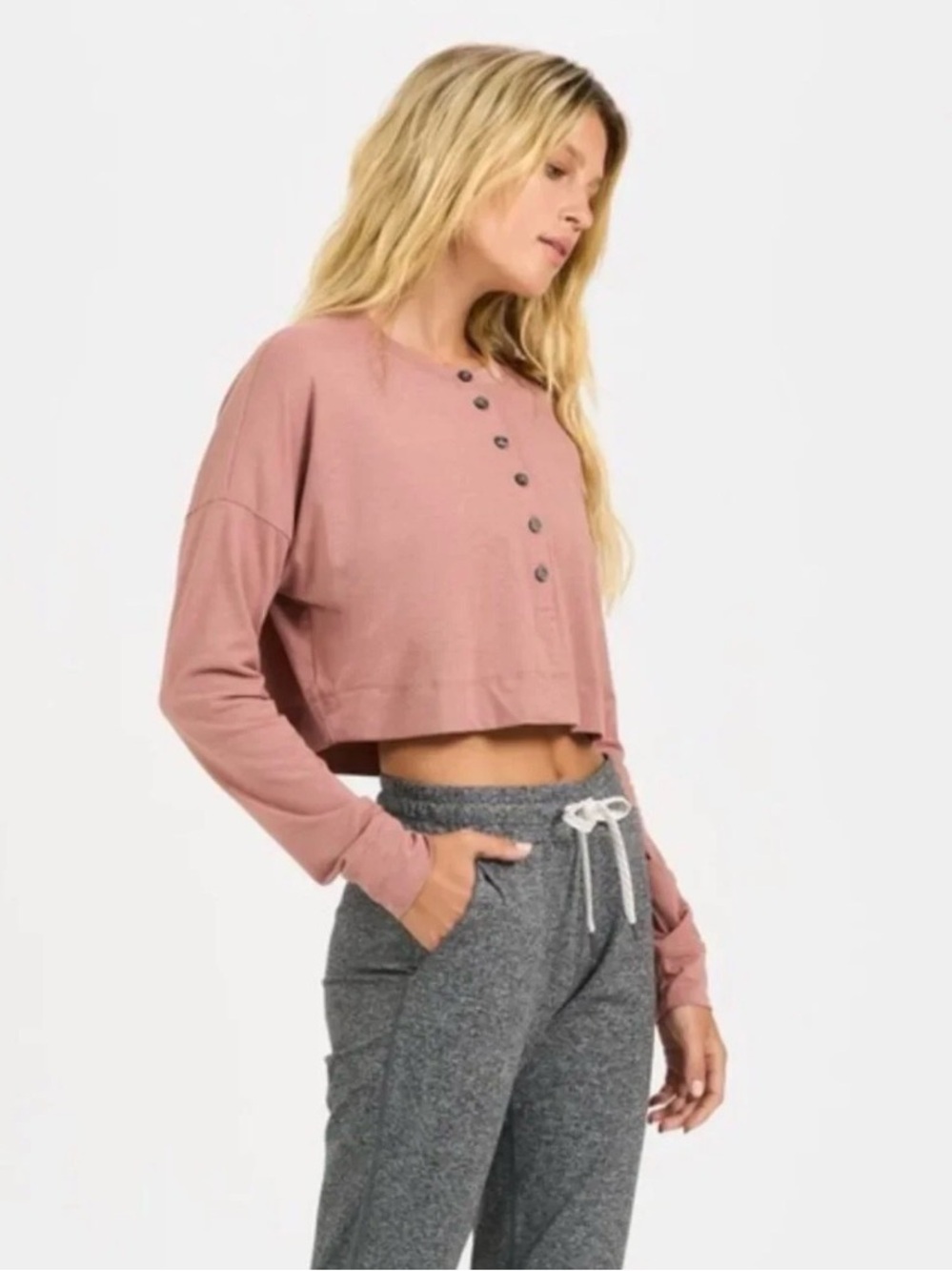 Vuori Avalon Henley Cropped Long-Sleeve Top Dusty Ros Sz XS
(Oct A-1)